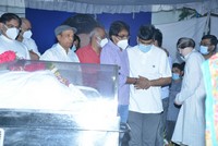 Celebs Pays Last Respcets to Sirivennela Sitaramasastri